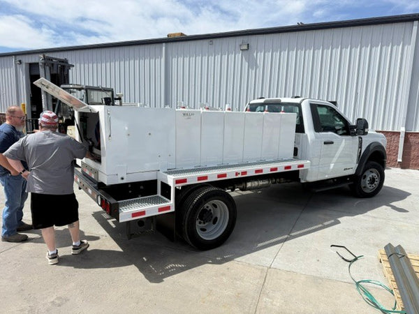 Mills Equipment Ford 550 Dualie 690 gal Multi-Tank Complete